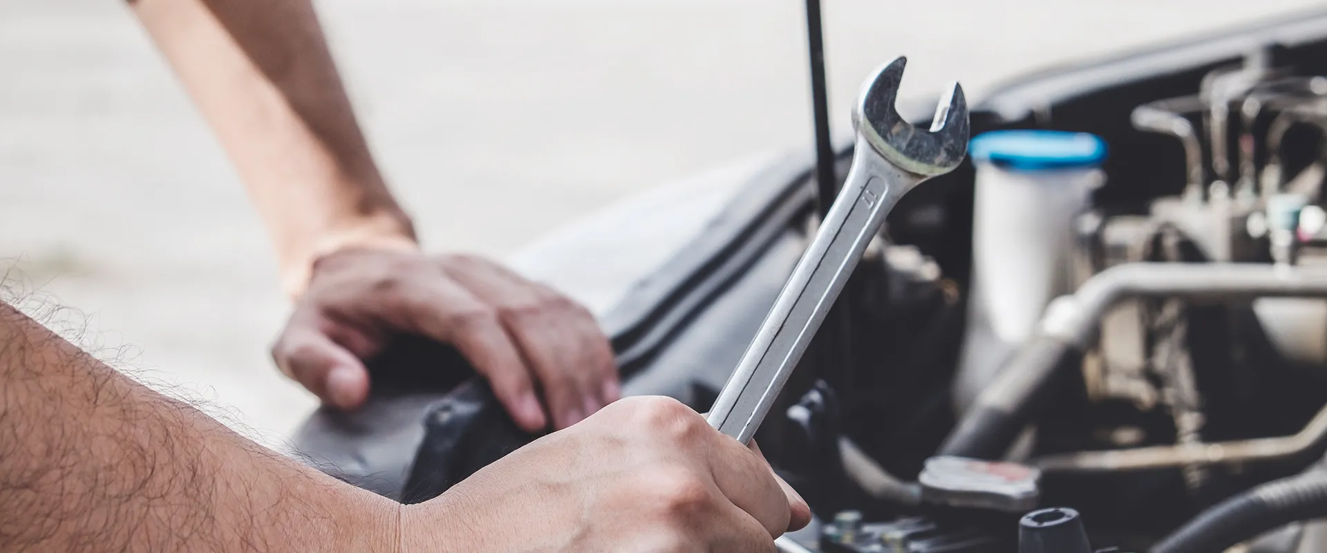 EV Service & Repair near Des Moines, IA