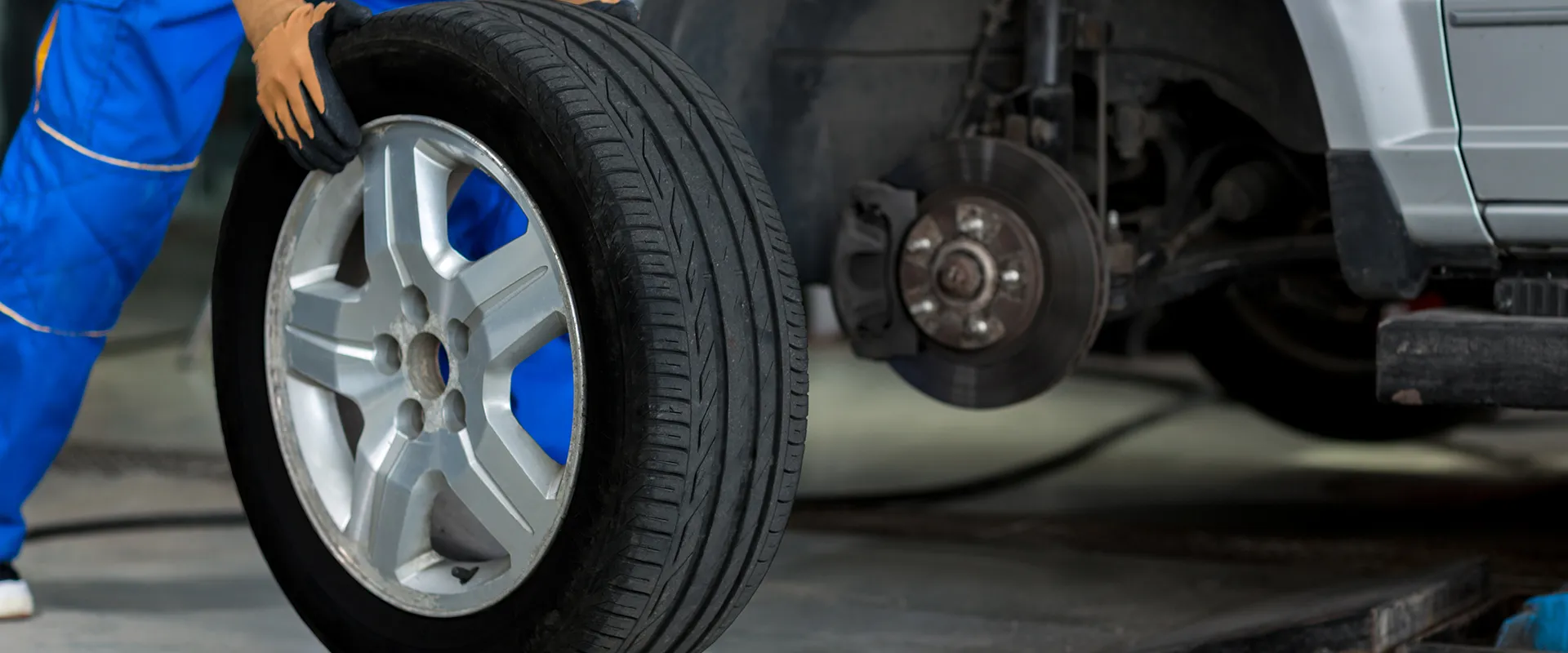 Tires & Alignments near Des Moines, IA